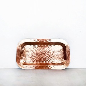 Bandeja Decorativa Rectangular de Cobre Hecha a Mano, Bandeja Rústica de Metal con Patrón Abstracto, Fabricada por Artesanos, para Servir Alimentos - Product Image 1