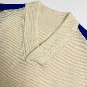 Suéter de Punto Estilo Universitario, Color Sólido, Corte Ajustado, para Invierno - Prenda de Punto Femenina Suave y Transpirable para Otoño 2026 - Product Image 3