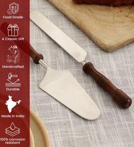 Contemporary Gourmet <b>Cake</b> <b>Server</b> with Polished Stainless Steel Construction for Modern Dining - Product Image 6