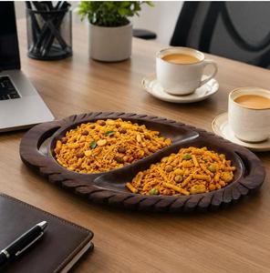 Bandeja Redonda de Madera para Servir y Almacenar, Bordes Tallados, Acabado Pulido, Diseño Moderno, Apta para Lavavajillas, Uso en Mesa, Un Compartimento, 2 cm de Grosor - Product Image 5