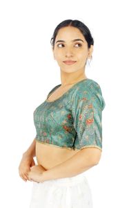 Blusa Corta Verde con Estampado Floral Banarasi, Cuello Cuadrado, Media Manga, Elástica, para Mujer - Product Image 3
