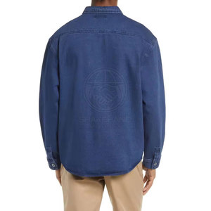 Chemise en jean slim fit tendance pour homme, style streetwear moderne et décontracté, tissu doux, tenue quotidienne pour homme - Product Image 4