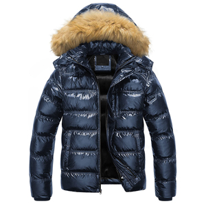 Veste d'hiver pour homme, bleue, matelassée, à capuche, avec garniture en fourrure, coupe-vent, épaisse, rembourrée de duvet, décontractée, coupe régulière, fermeture éclair - Product Image 1