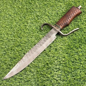 Cuchillo hecho a mano de acero de Damasco de 15 pulgadas con mango de madera de palisandro, espaciador de latón y bolster de Damasco - Product Image 1