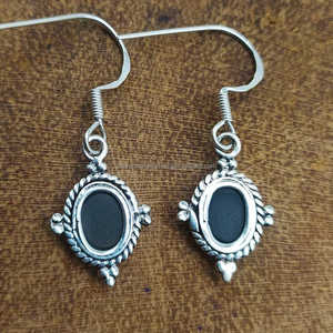 Noir Onyx Gemstone 925 Sterling Silver Nepali Design Boucle D'oreille Pour Les Femmes Bijoux Faits À La Main En Gros Boucles D'oreilles En Argent Fin - Product Image 2