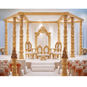 Decoración para Salón de Bodas Gujarati, Mandap Hexagonal, Pilares de Madera Exclusivos, Configuración de Mandap, Mandapam Tradicional para Bodas Hindúes - Product Image 1
