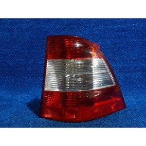 Luz Trasera Derecha Usada Clase M A1638202064 - Product Image 1