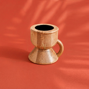 Brûleur d'encens en bois en forme de tasse charmant, finition naturelle lisse, haute qualité, parfait pour ajouter une touche cosy à n'importe quel espace - Product Image 1