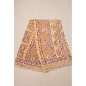 5 Yards de Tissu en Soie Artisanale Recyclée, Matériel de Sari Indien Vintage pour la Confection de Robes et les Projets d'Artisanat Domestique - Product Image 3