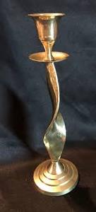 Lot vintage de 2 chandeliers à tige torsadée en laiton massif, Inde - Product Image 1