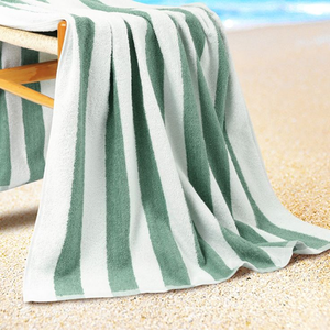 Serviette de sport premium en fil teint, rayée noir et blanc, personnalisable avec logo, pour gym et fitness - Product Image 5