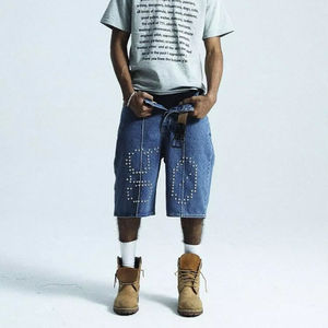 Shorts en jean rétro personnalisés de haute qualité pour hommes, coupe ample, surdimensionnés, avec rivets et strass, Jorts pour hommes - Product Image 4