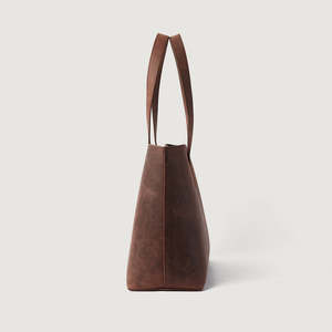 Fashionable Distressed Genuine Leather Women Shoulder Tote Bag with Soft Finish Two Handles Open Bulk Orders - Product Image 3
