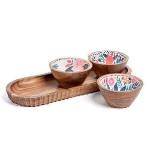 Plateau de service ovale en bois avec 3 bols en émail floral, assiette à dessert en bois sculpté pour mariage, Ramadan, Diwali, décoration - Product Image 1