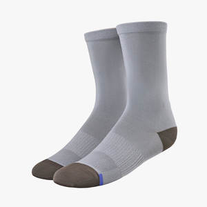 Chaussettes de sport pour hommes à prix abordable, haute qualité, avec logo personnalisé, chaussettes tubulaires épaisses à compression pour le cyclisme et le basketball, super élastiques - Product Image 2