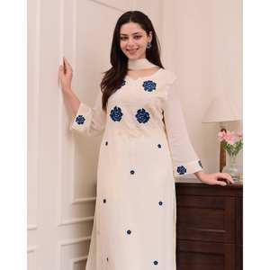 Hermoso Conjunto de Fiesta de Chifón con Top, Pantalón y Dupatta, Talla XL - Product Image 4