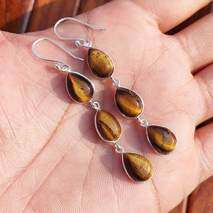 Pendientes Colgantes de Ojo de Tigre Natural, Estilo Bohemio, Hechos a Mano, Chapados en Plata, con Piedras Preciosas, Diseño Único de Alta Calidad para Mujer - Product Image 1