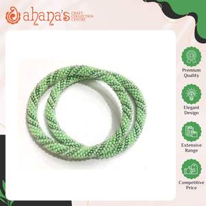 Pulseras de Cuentas Hechas a Mano en Nepal, Última Tendencia en Venta, Diseño Religioso Exclusivo con Cuentas de Vidrio, Estilo Simple e Informal, Unisex - Product Image 2