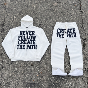 Loose Fit Sweatpants Baggy Tracksuits Men Custom Distressed <b>Embroidery</b> Oversized Track Suit Men's Winter Heavyweight Jogger <b>Set</b> - Product Image 1