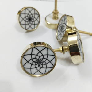 Nouveaux boutons de tiroir en marbre naturel rond en émail à motif de corde avec cadre en laiton pour cuisine et armoire pour armoires et commodes - Product Image 3