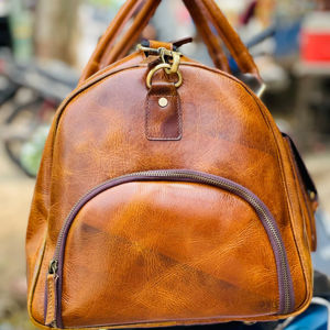 Bolsa de Viaje de Cuero Premium Hecha a Mano para Gimnasio, Fin de Semana y Aventuras, Diseño Duradero, Gran Capacidad, Ecológica - Product Image 1