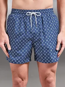 Shorts de baño de poliéster al por mayor, corte ajustado, cintura elástica, bolsillos laterales y traseros, forro de malla, hechos en Pakistán. - Product Image 4