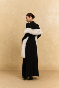 Vestido Midi Elástico de Punto con Cuello Alto, Manga Regular, Botones, Estilo Minimalista y Sencillo, Color Negro, ODM OEM - Product Image 4