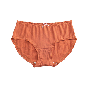 Ropa interior de bikini de algodón transpirable, tela ligera, cintura baja, cobertura completa en la espalda, ajuste modesto, color sólido, ideal para el trabajo - Product Image 1