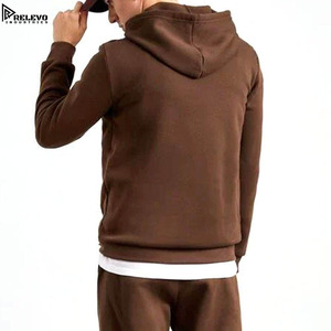 Nouvel ensemble de survêtement pour homme personnalisé, à capuche, pour l'hiver, imprimé, 100% coton, respirant, fabriqué au Pakistan - Product Image 5