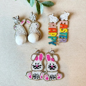 Boucles d'oreilles multicolores perlées en forme de lapin de Pâques avec pompon, motif Joyeuses Pâques et lettres, pour femmes et filles, collection boutique - Product Image 1