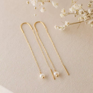 Boucles d'oreilles filées en perles, délicates, longues, à enfiler, minimalistes, cadeau pour demoiselle d'honneur, en argent sterling 925 plaqué or 14 carats - Product Image 1