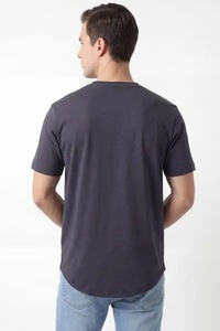 เสื้อยืดคอกลมผู้ชาย EVER GLOW รุ่นใหม่ล่าสุด ระบายอากาศได้ดี ป้องกันริ้วรอย โลโก้ด้านหน้า แบบเรียบ ไม่มีลาย แขนสั้น สวมใส่สบาย ผ้าถักย้อมสีพื้น - Product Image 4