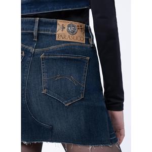Pantalones cortos de mezclilla femeninos ultra sexys negros personalizados, de tiro bajo diseño ajustado a la cadera, inspirado en los pantalones vaqueros remachados Spice Girls para mujer - Product Image 4