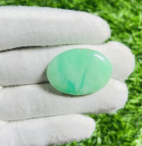 Cabocho de crisoprasa natural mixta con matriz |   Crisoprasa Verde de Calidad AAA, Gema Suelta para Joyería, Precio al por Mayor - Product Image 2