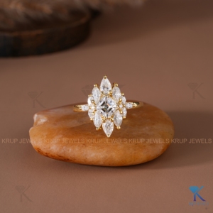 Bague de fiançailles en or massif avec diamant de laboratoire taille Asscher, style vintage, bijoux fins pour mariée, sur mesure pour femme, cadeau - Product Image 1