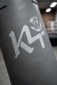 Sac de frappe en cuir PU robuste pour la boxe et le kickboxing, à remplir de sable, pour l'entraînement en salle de sport pour adultes - Product Image 2