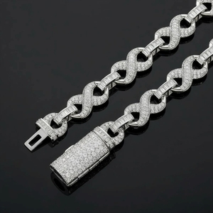 Collar de Cadena Cubana de Lujo de Alta Calidad con Diamantes de 12 mm y Cierre de Caja de Moissanita Plateada al por Mayor - Product Image 6