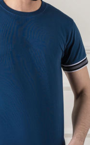 เสื้อยืดคอตตอนเจอร์ซีย์เนื้อหนัก 240 กรัม ทรงหลวม สไตล์ไฮสตรีทสุดหรู ขนาดโอเวอร์ไซส์ พิมพ์โลโก้ตามสั่ง ระบายอากาศได้ดี ขายส่งยอดนิยม - Product Image 2