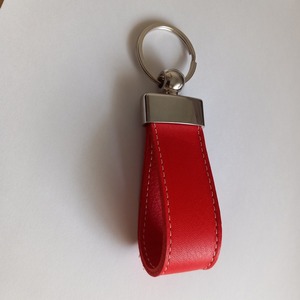 พวงกุญแจรูปแบบแถบที่สง่างามสลักเริ่มต้น depersonalized สง่างามรูปแบบแถบ LKCN-0043D งานฝีมือเริ่มต้น - Product Image 1