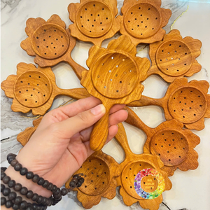 Colador de Poción Floral, Cuchara de Madera con Diseño de Girasol, Cuchara Perforada para Venta B2B - Caryln - Product Image 3