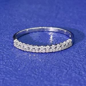 แหวนแต่งงานทรงกลมสุดพิเศษ เพชรเพาะเลี้ยงในห้องปฏิบัติการ รับรองโดย IGI สี D E F ความสะอาด VVS VS ตัวเรือนทองคำ ทองคำโรสโกลด์ ทองคำขาว - Product Image 3