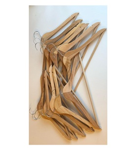 Vente en gros usine, personnalisation, organisation domestique, articles faits main, cintres en bois à double niveau avec crochets en fer sculptés - Product Image 5