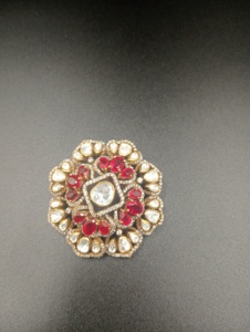 Joyería Amaira, Juego de Collar y Aretes de Plata Chapada en Oro con Colgante de Flor Rosa, Clásico para Novia - Product Image 2
