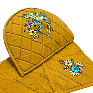 Couverture de théière pour garder votre thé chaud et frais - Product Image 1