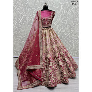 Collections de velours de vêtements de mariée indiens pour la mariée avec le travail de Zarkhan par Fabzone - Product Image 2