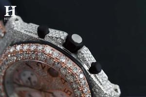 Reloj Cronógrafo de Lujo con Diamantes de Heerak Diamonds – Personalizado con Diamantes Cultivados en Laboratorio/Naturales Certificados - Product Image 2