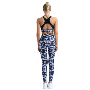 Ensemble de yoga 2 pièces GAF Activewear pour femme – Écologique, respirant, sans coutures, longueur genou, haute qualité, motif écossais - Product Image 5