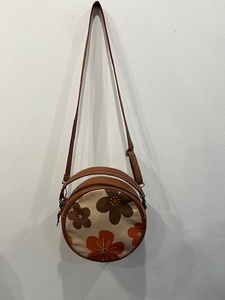 Vintage Boho Barrel-shaped Shoulder <b>Bag</b> with Floral Pattern Cotton Textile Custom Logo Clasp Closure <b>Medium</b> <b>Size</b> Daily Use - Product Image 1