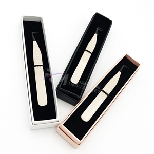 Pinzas para Pestañas RMI de Alta Calidad, 90 Grados, Color Negro Plasma, Recubrimiento en Polvo, Acero Inoxidable Antimagnético de 10 mm - Product Image 2