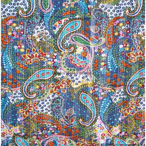 ผ้าปูที่นอนคันธาพิมพ์ลายทำมือจากราชสถาน แบบสองด้าน ใช้ได้ทุกฤดู เป็นมิตรกับสิ่งแวดล้อม ขนาดคู่ ผลิตจากผ้าฝ้ายออร์แกนิค 100% - Product Image 6